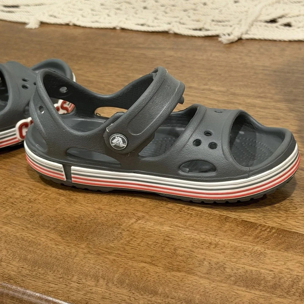 Crocs Crocband II Sandals Toddler Size C12 Gray Adjustable Strap Beach Summer‎